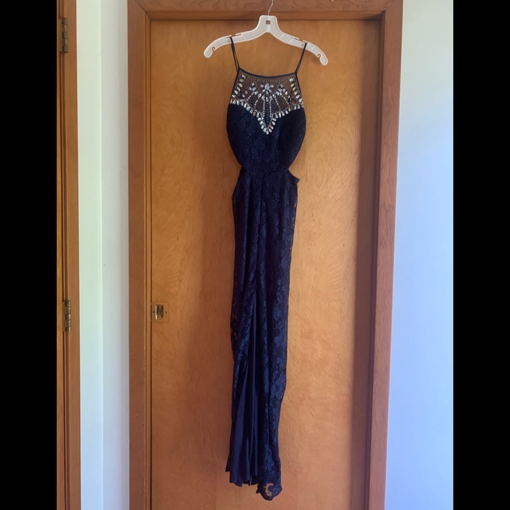 B. Darlin Navy Sparkling Prom Dress Size 3/4.